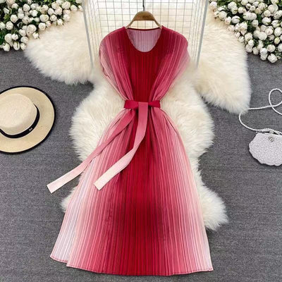 Gradient Dress Women O-Neck Short Sleeve Loose Casual Folds New Fashion Korean Fashion Traf Midi Dresses