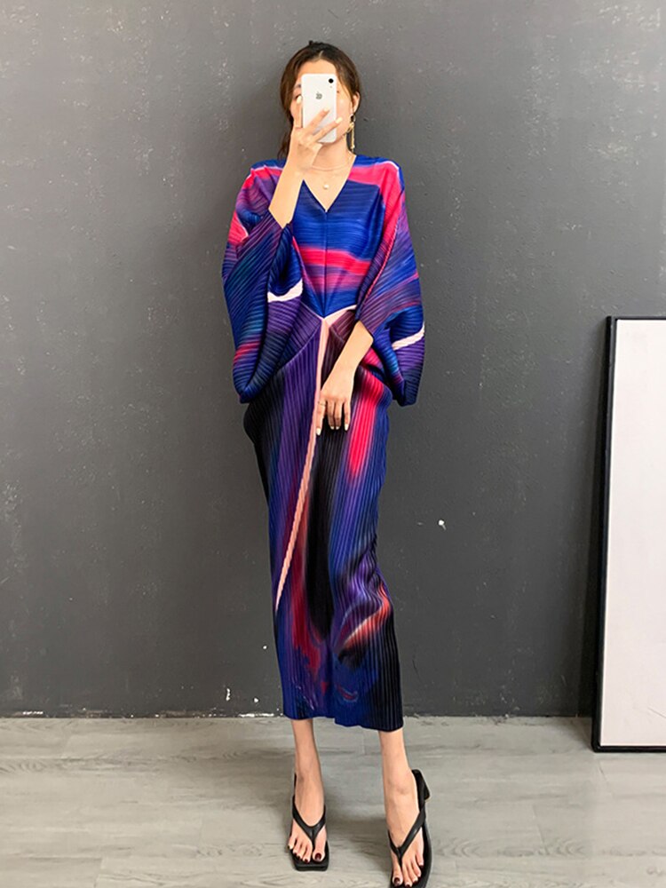 Spring Summer New Pleated Batwing Sleeve Dress Female Temperament V-neck Printed Dresses Women Fashion