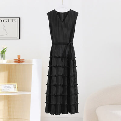 LANMREM Fashion Pleated Belt Dress For Women Solid V-neck Sleeveless Elegant Spliced A-line Dresses Casual  New 2La2206