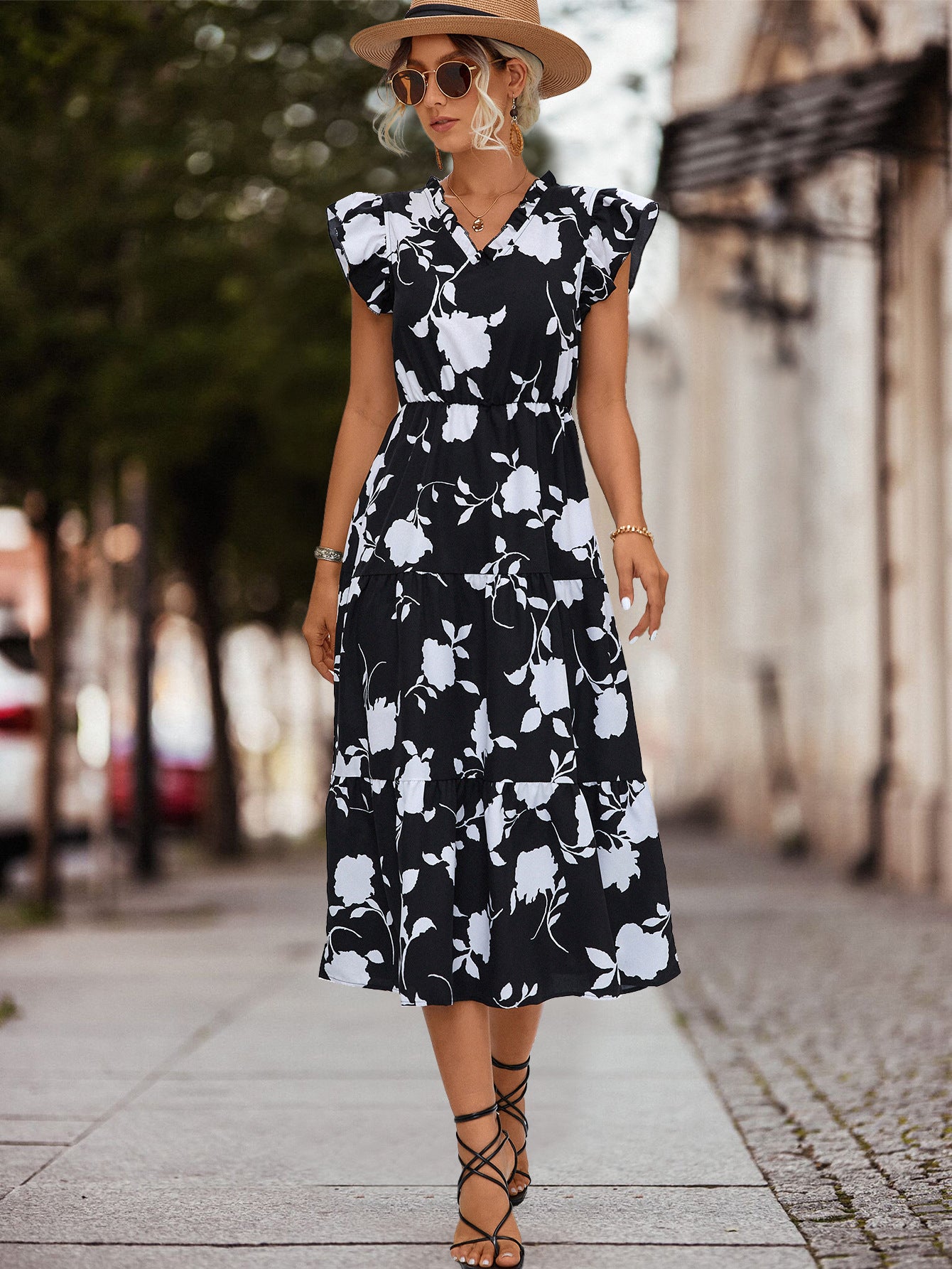 Women's V-neck Printed Flying Sleeves Dress - The Grace