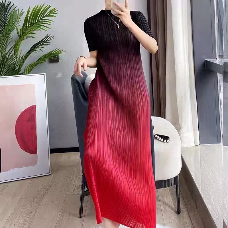 Gradient Dress Women O-Neck Short Sleeve Loose Casual Folds New Fashion Korean Fashion Traf Midi Dresses