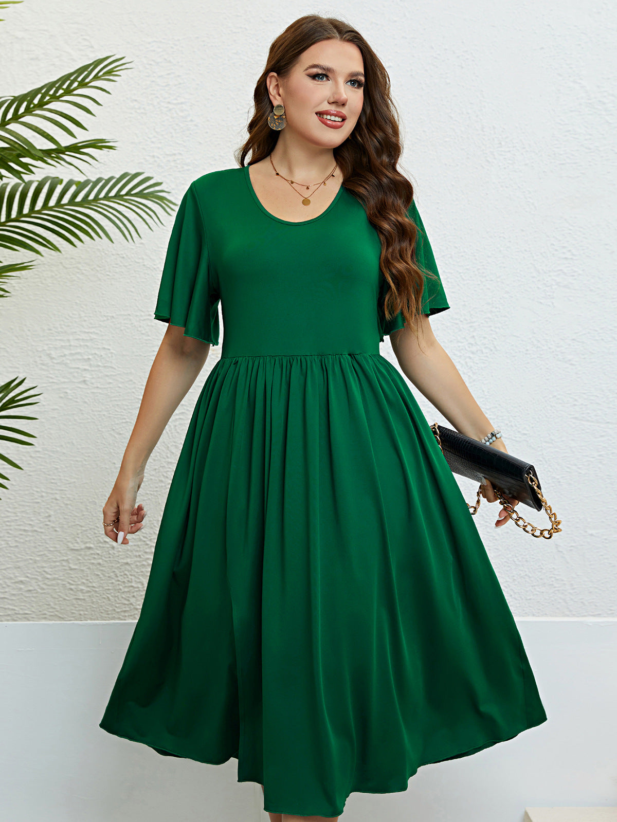 Women Green Round Neck Waist Trimming Slimming Dress - The Grace