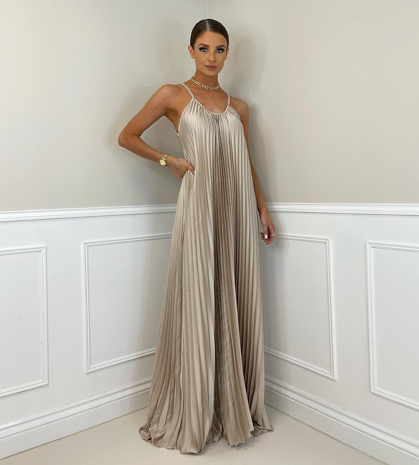 Holiday Banquet Simple Temperament Pleated Long Halter Dress - The Grace