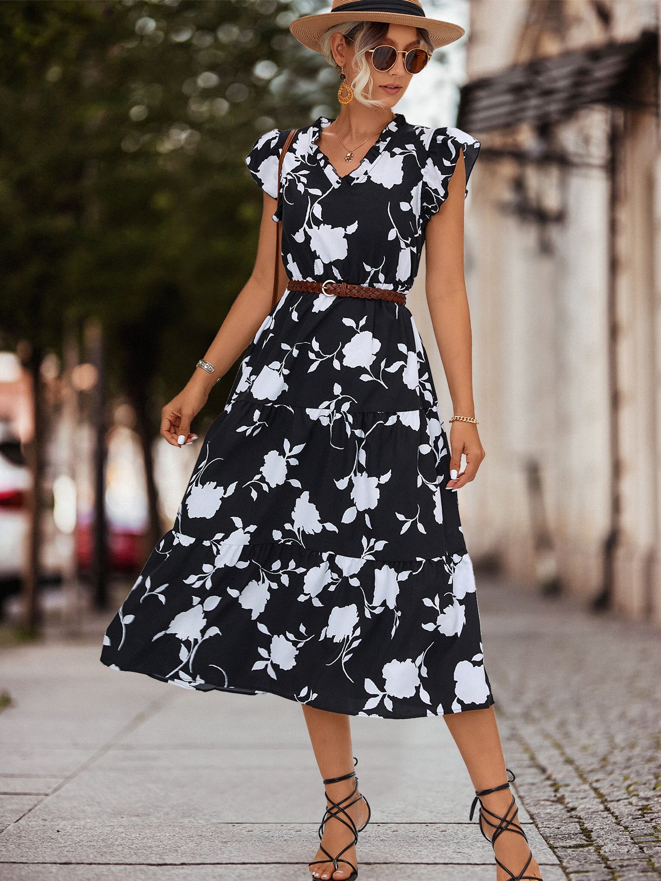 Women's V-neck Printed Flying Sleeves Dress - The Grace